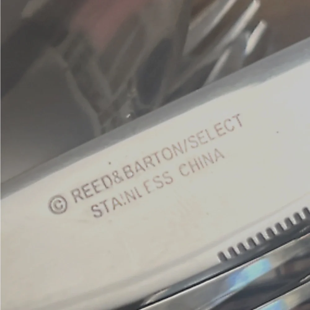 Reed & Barton Sint Maarten Stainless Steel Cutlery Set